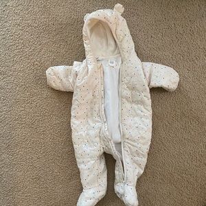 Babygap size 0-3 month snowsuit